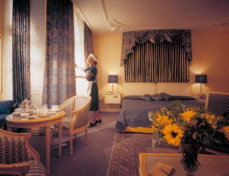 hotel De L'Europe | 5 Stars 