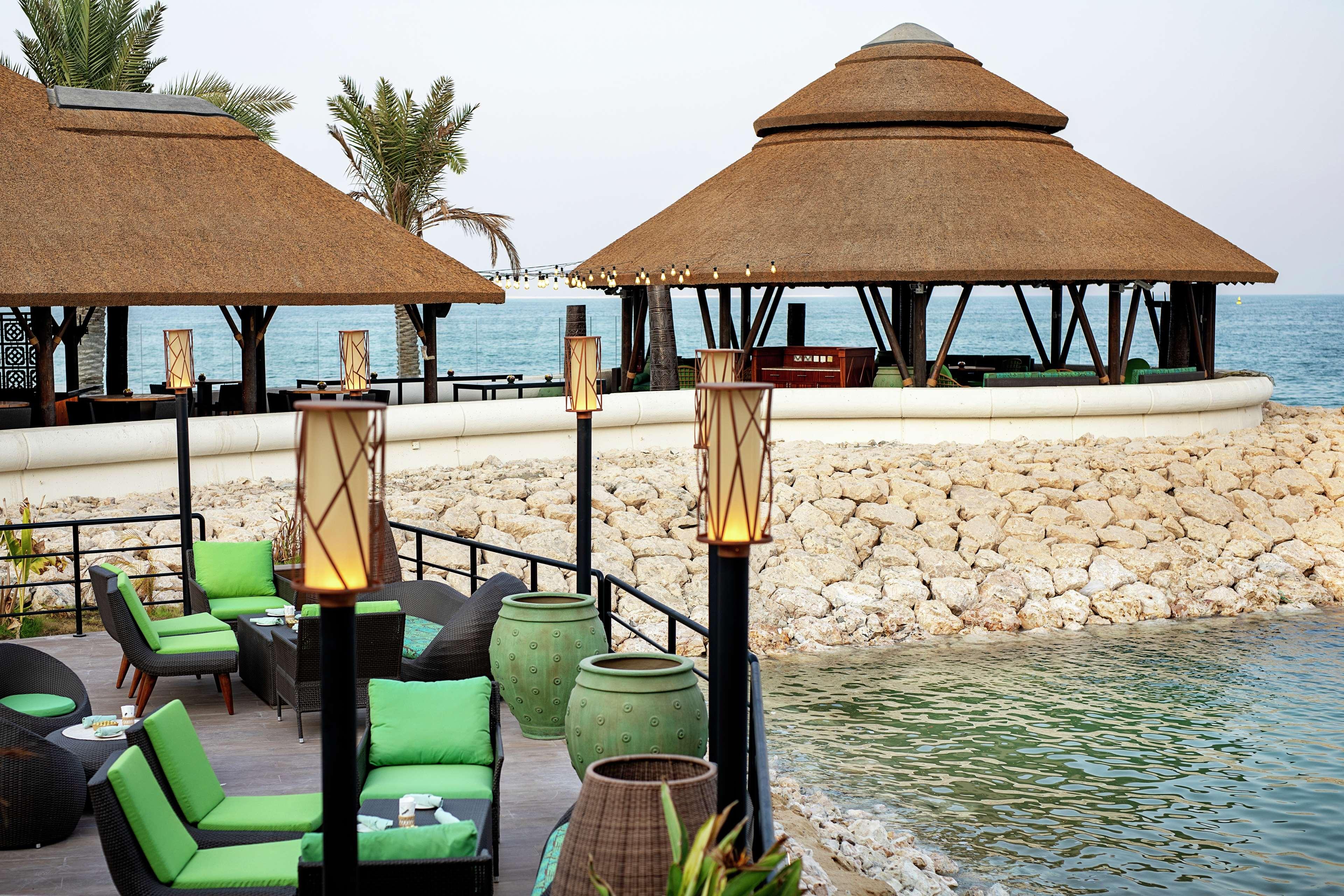 فندق Hilton Doha | حجز الفنادق بأفضل الأسعار والعروض - سندباد لکل رحلاتک