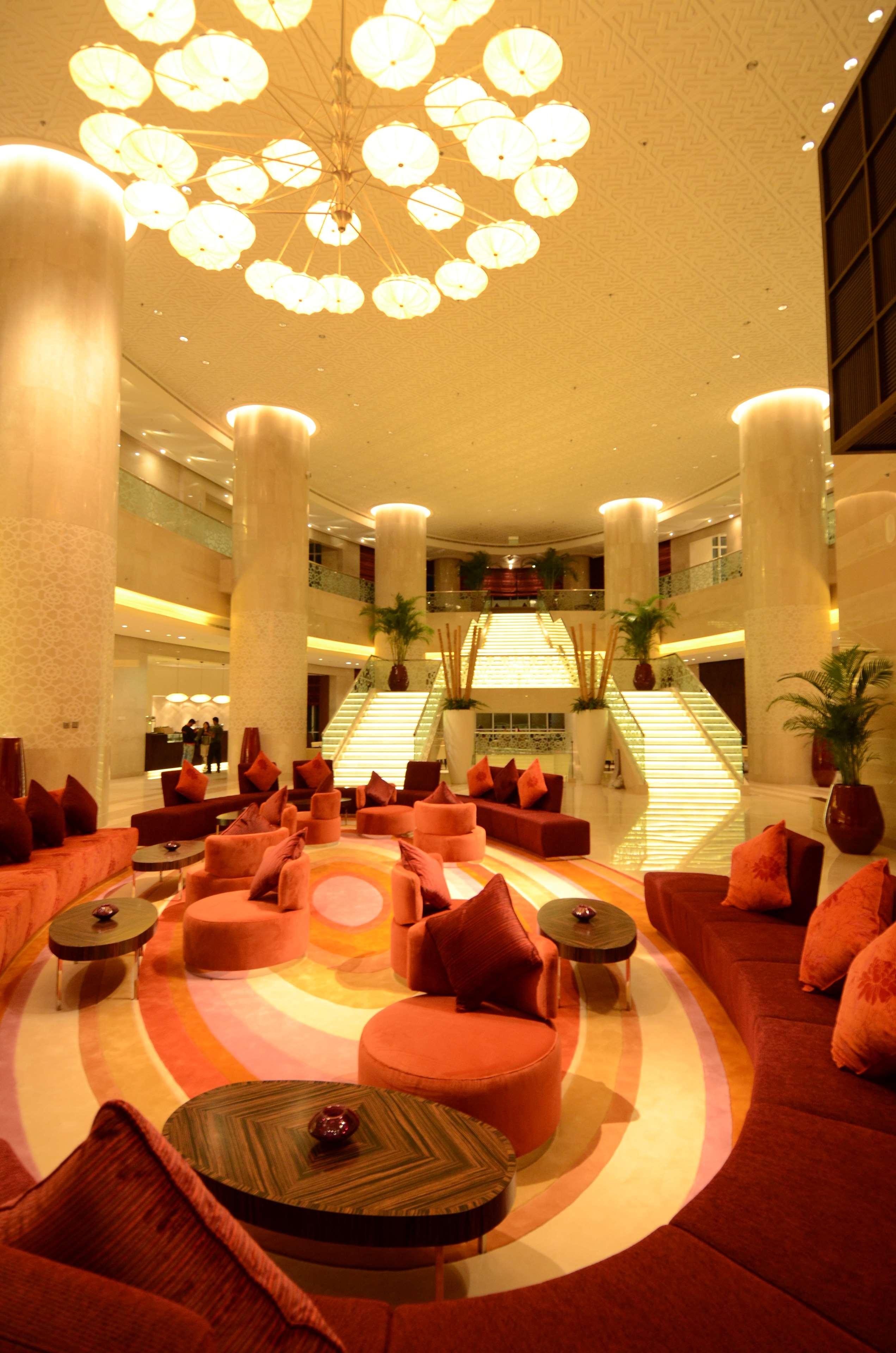 فندق Hilton Doha | حجز الفنادق بأفضل الأسعار والعروض - سندباد لکل رحلاتک