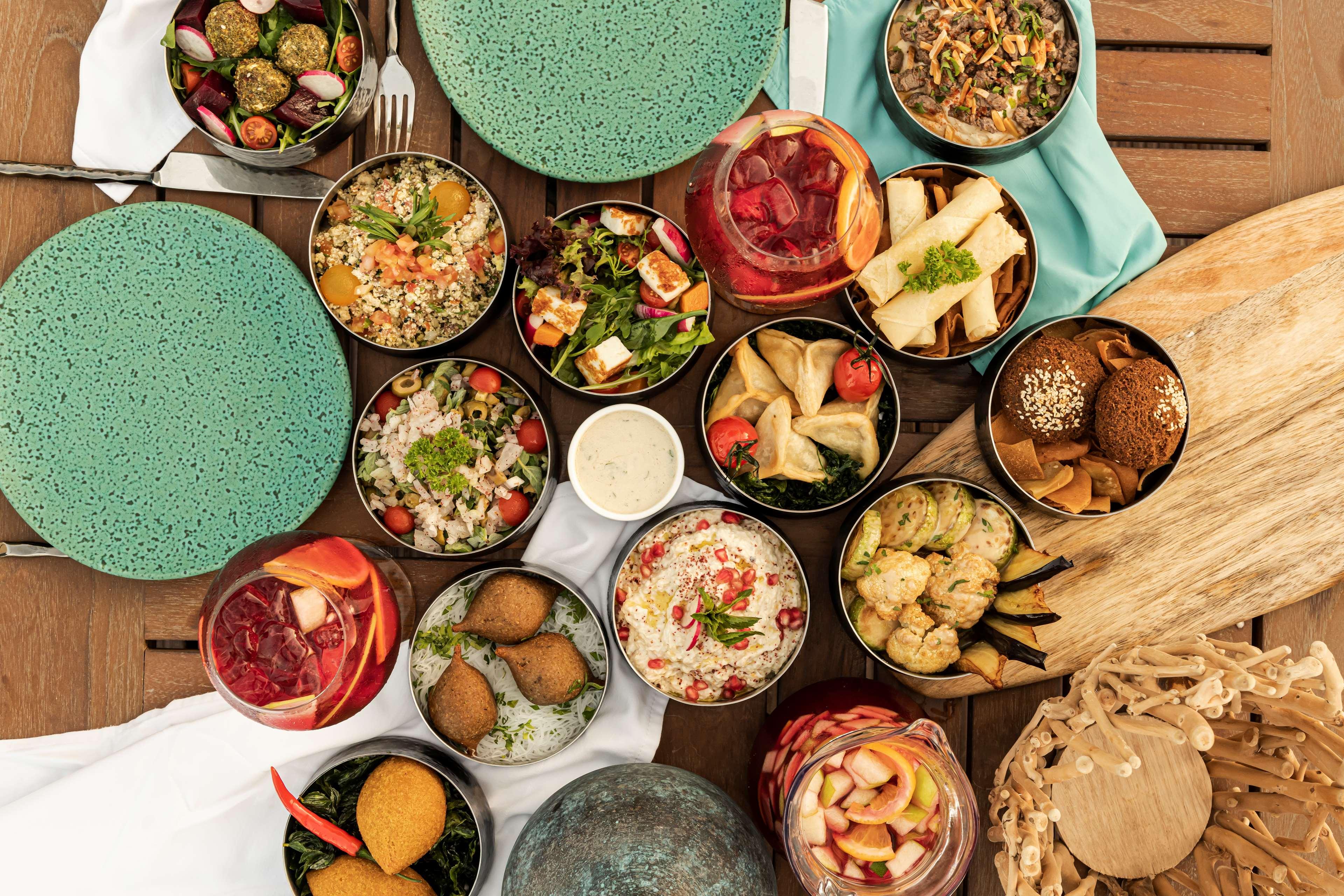 فندق Hilton Doha | حجز الفنادق بأفضل الأسعار والعروض - سندباد لکل رحلاتک