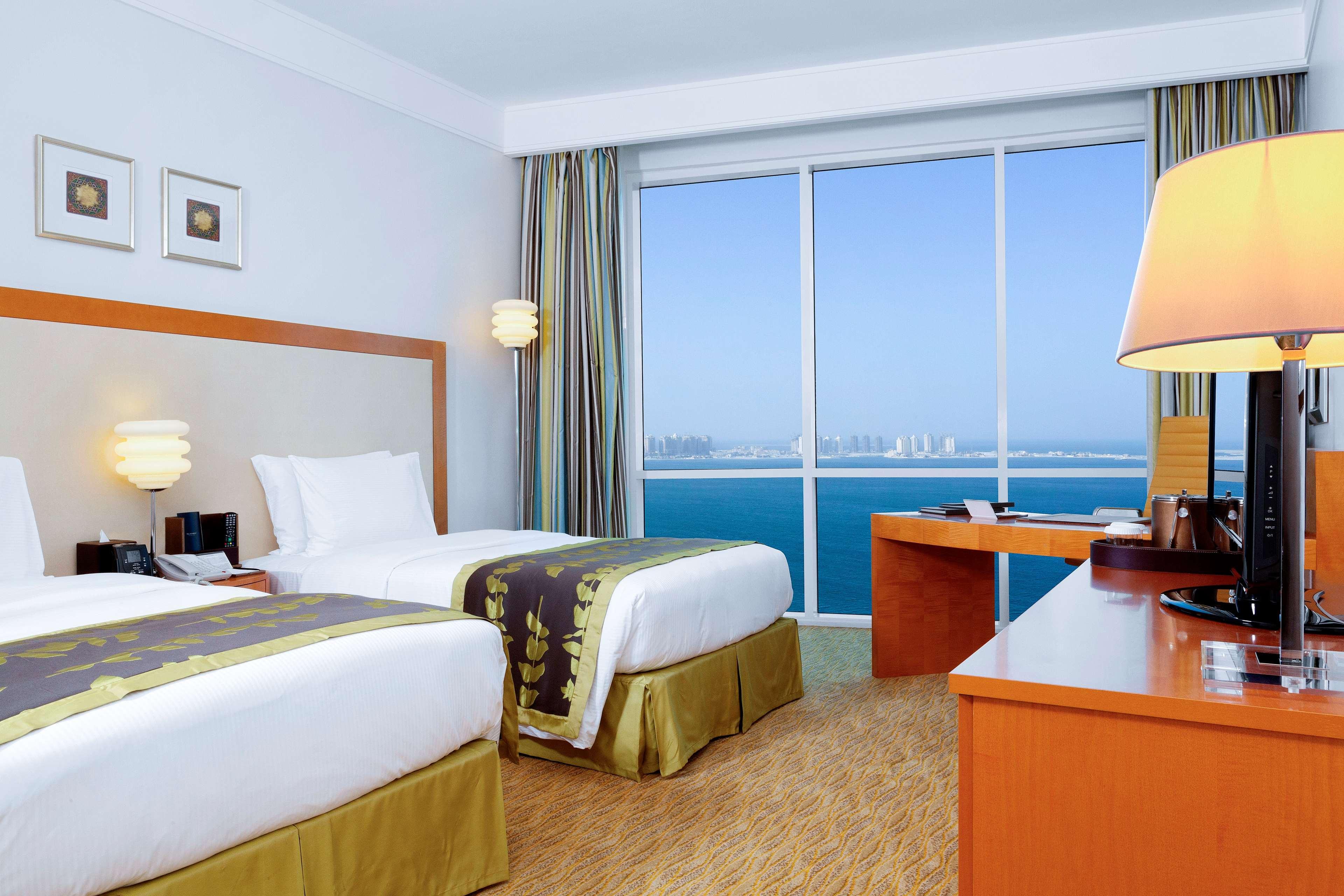 فندق Hilton Doha | حجز الفنادق بأفضل الأسعار والعروض - سندباد لکل رحلاتک