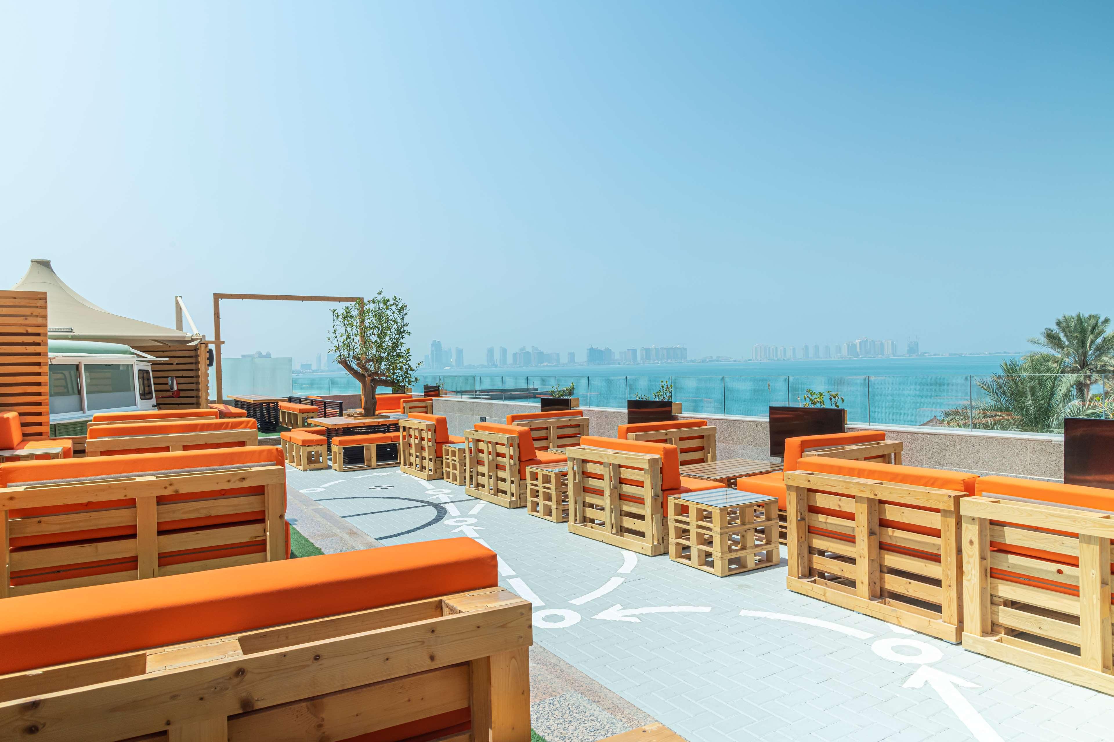 فندق Hilton Doha | حجز الفنادق بأفضل الأسعار والعروض - سندباد لکل رحلاتک