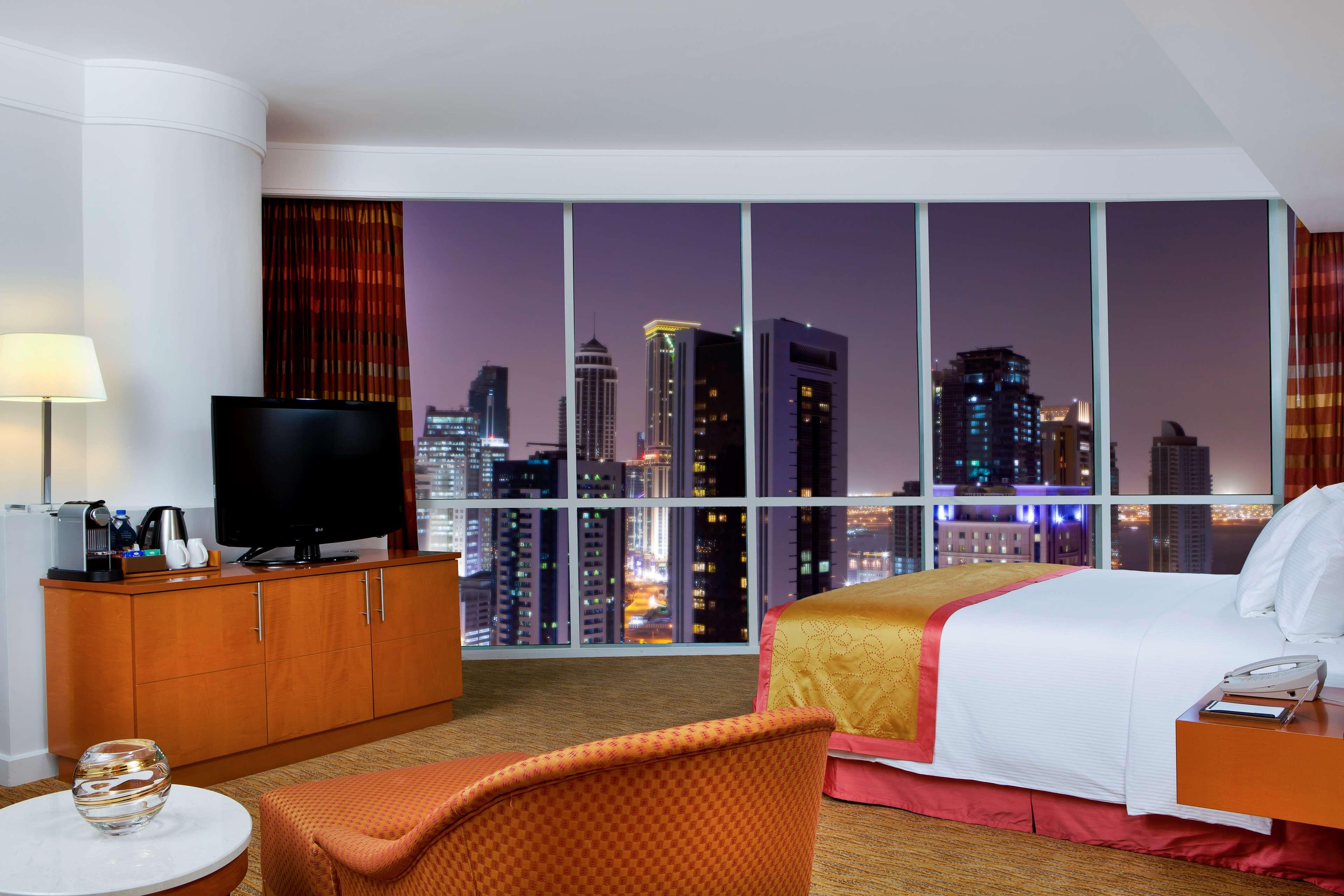 فندق Hilton Doha | حجز الفنادق بأفضل الأسعار والعروض - سندباد لکل رحلاتک