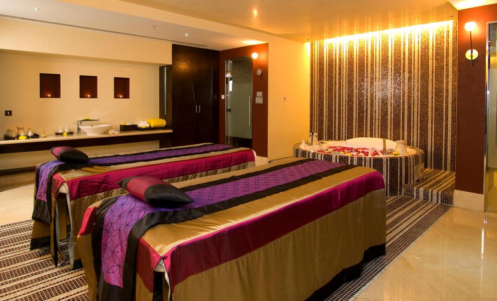 فندق Wyndham Grand Regency Doha | حجز الفنادق بأفضل الأسعار والعروض - سندباد لکل رحلاتک