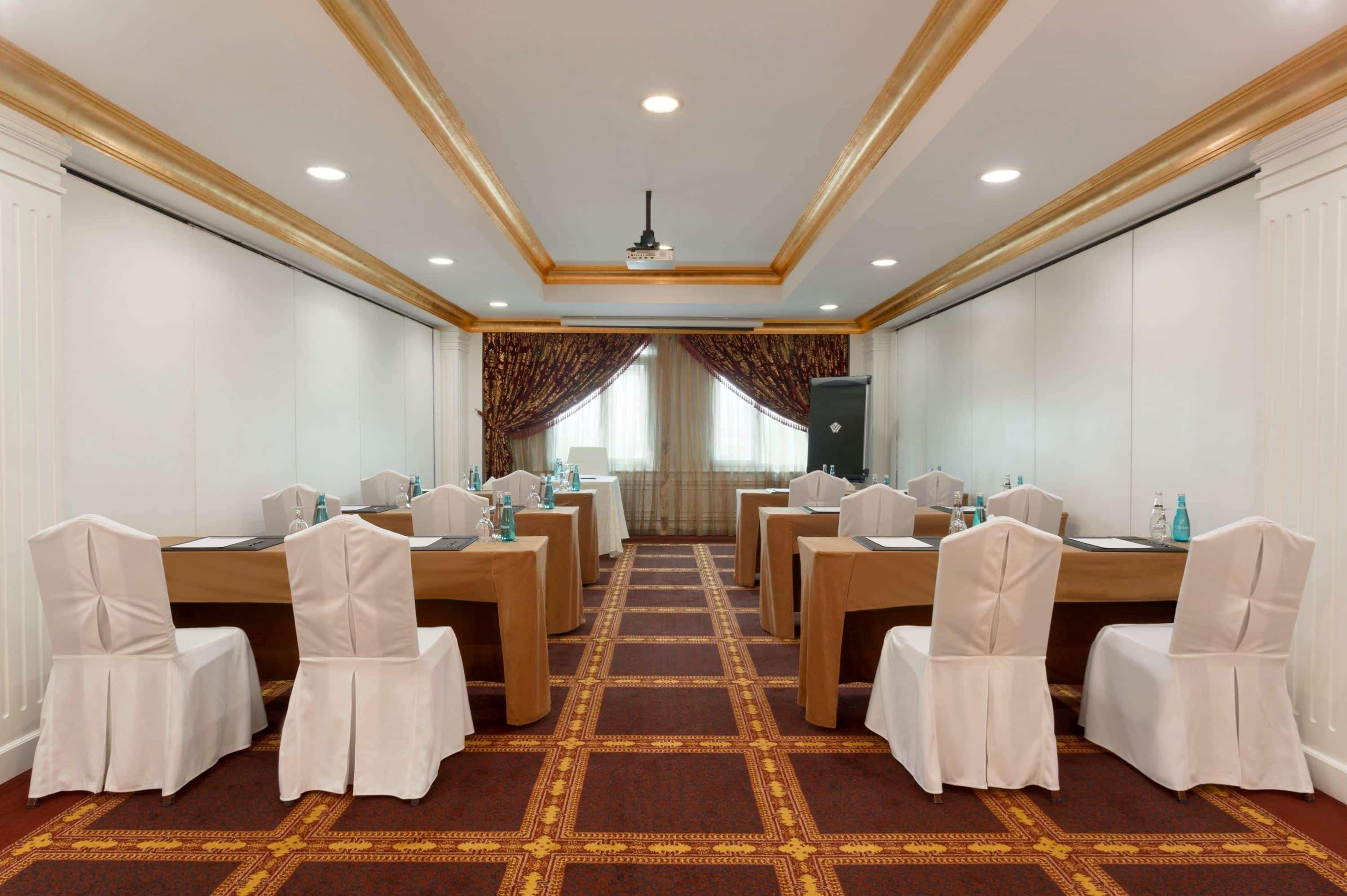 فندق Wyndham Grand Regency Doha | حجز الفنادق بأفضل الأسعار والعروض - سندباد لکل رحلاتک