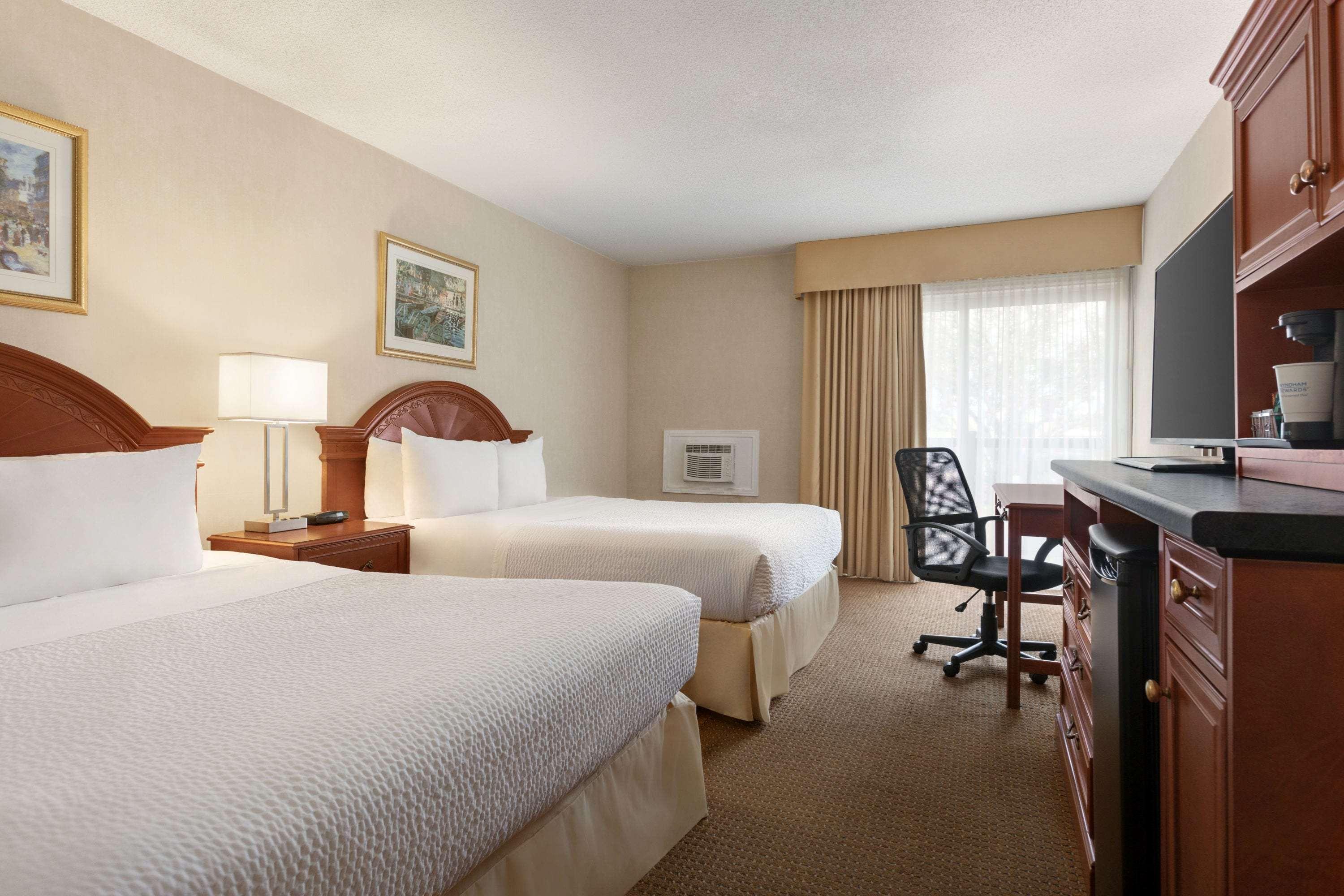 hotel Days Inn by Wyndham London | 2 Stars 