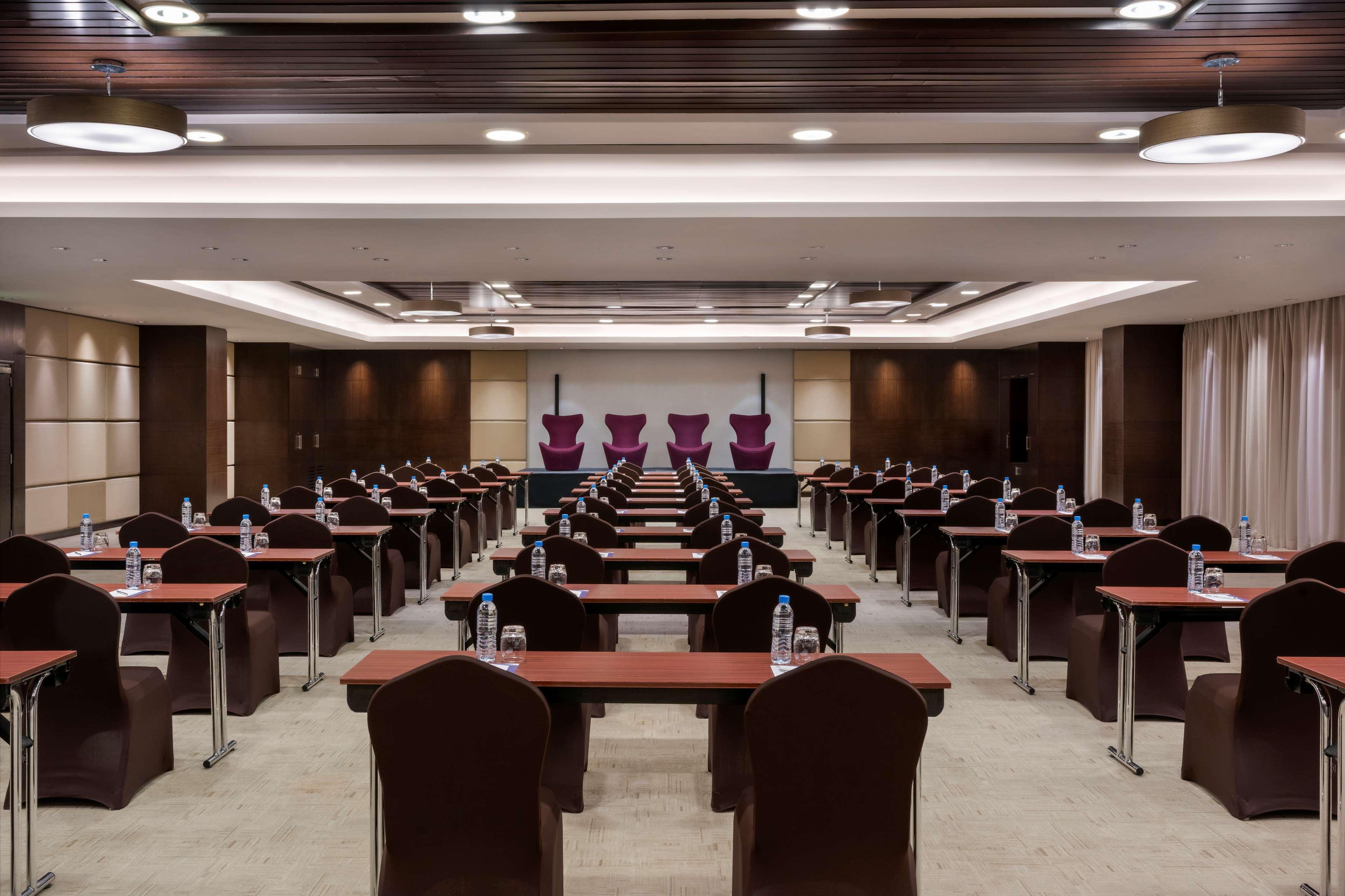 فندق Oryx Rotana | حجز الفنادق بأفضل الأسعار والعروض - سندباد لکل رحلاتک