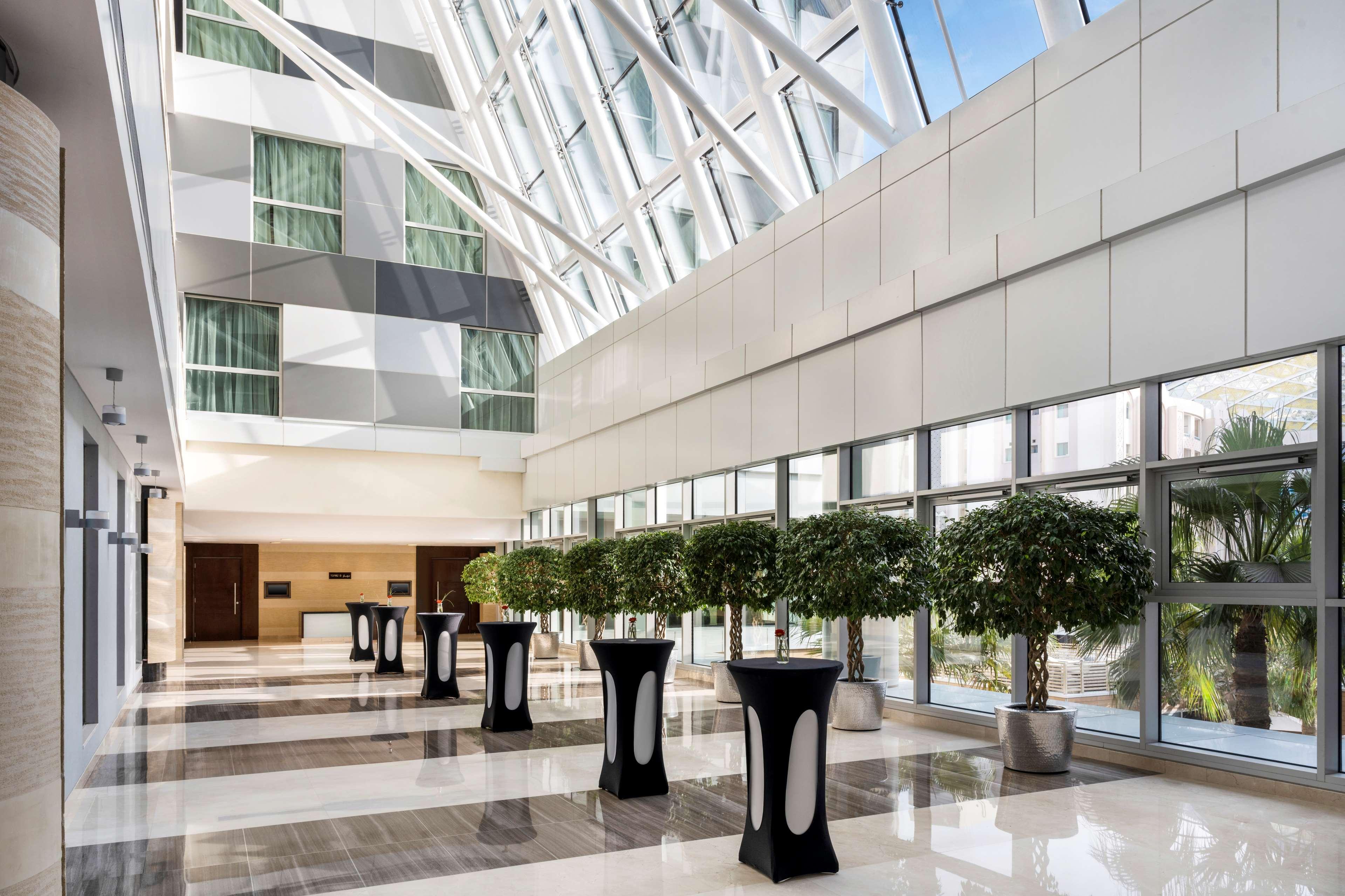 فندق Oryx Rotana | حجز الفنادق بأفضل الأسعار والعروض - سندباد لکل رحلاتک