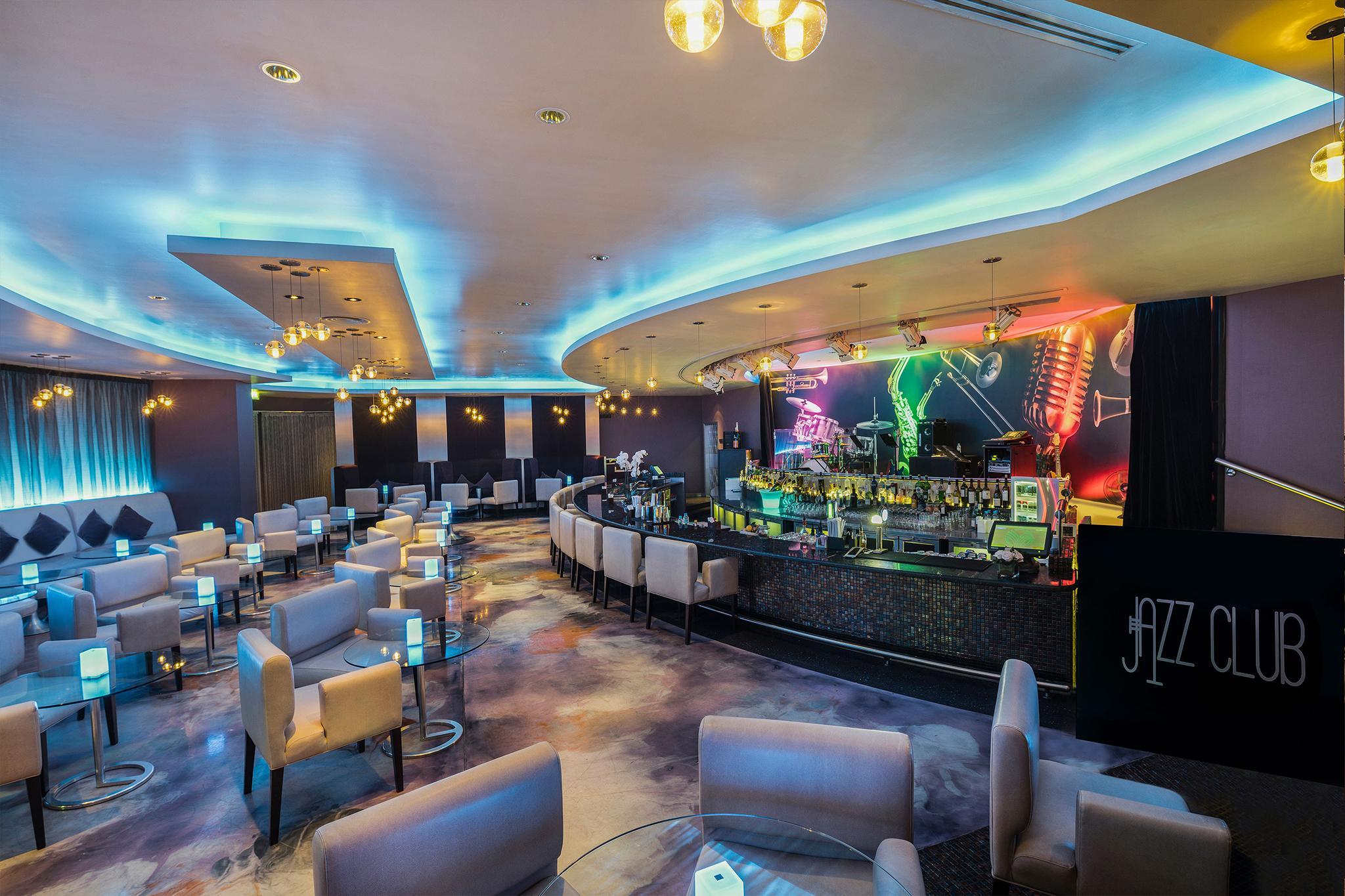 فندق Oryx Rotana | حجز الفنادق بأفضل الأسعار والعروض - سندباد لکل رحلاتک
