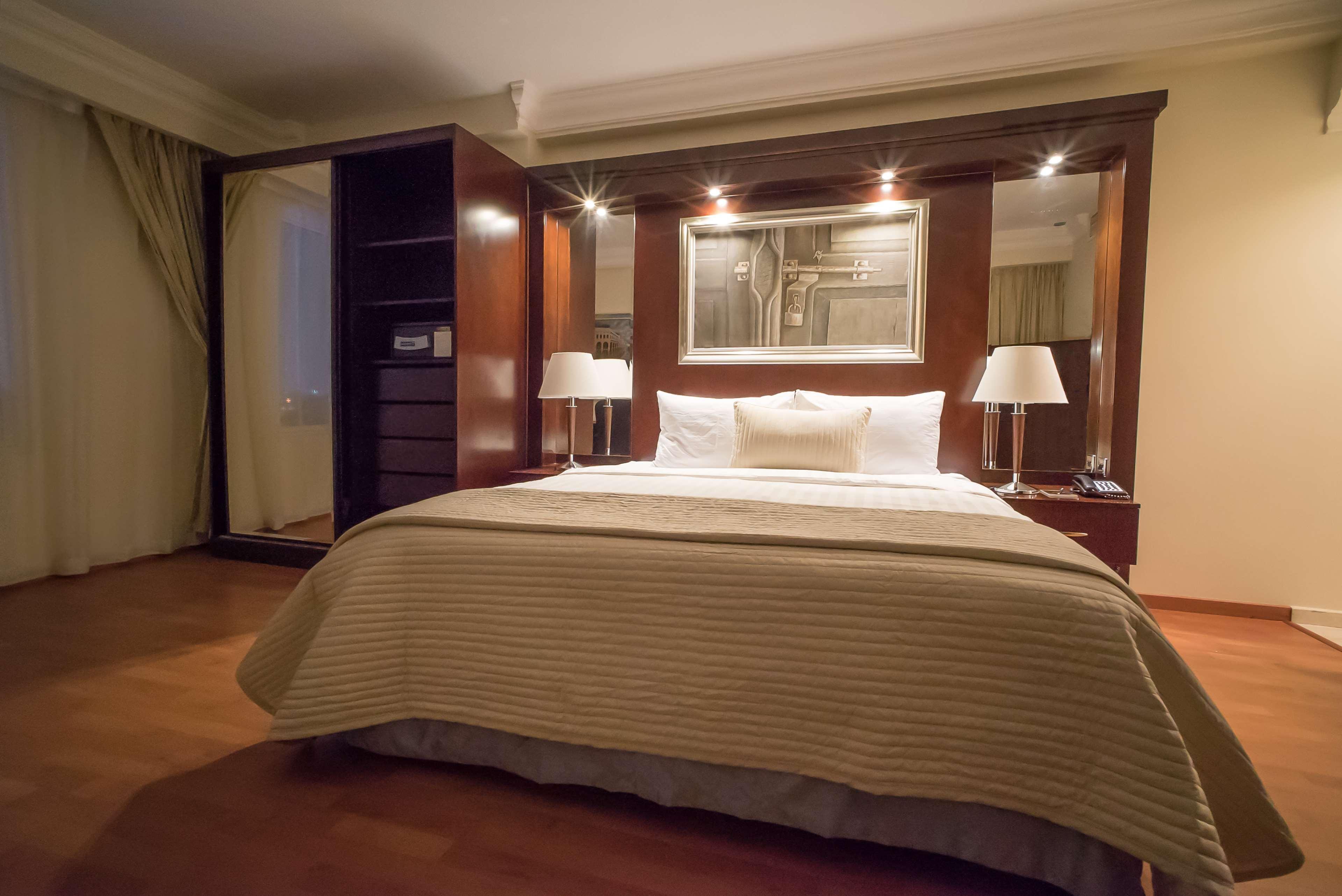 فندق Best Western Plus Doha | حجز الفنادق بأفضل الأسعار والعروض - سندباد لکل رحلاتک