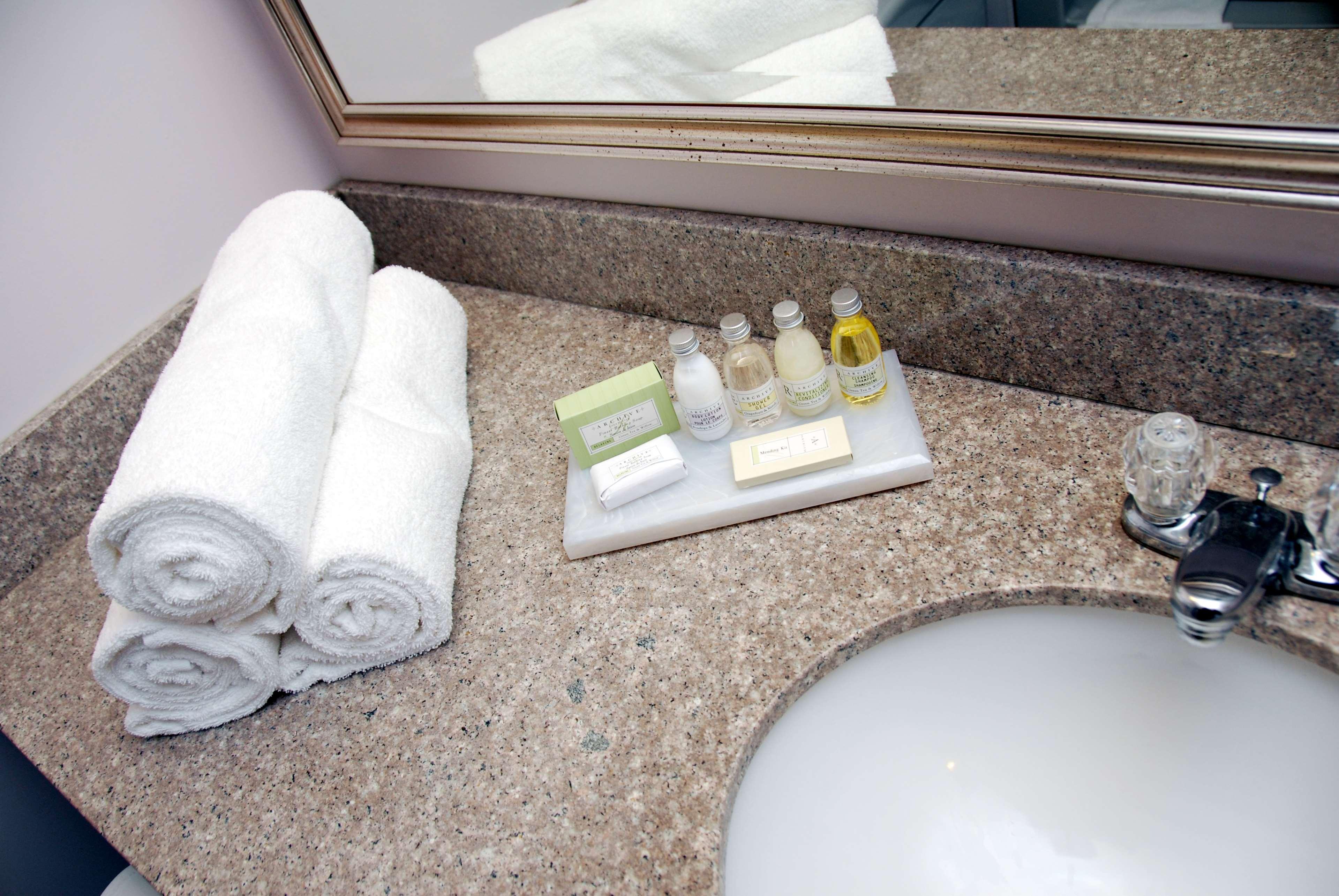 hotel Best Western Plus Stoneridge Inn & Conference Centre | 3 Stars 