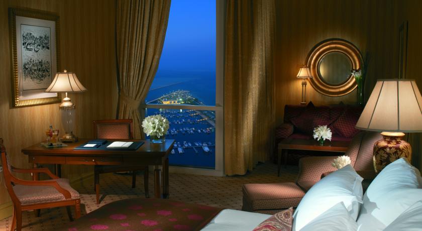 فندق The Ritz Carlton Doha | حجز الفنادق بأفضل الأسعار والعروض - سندباد لکل رحلاتک