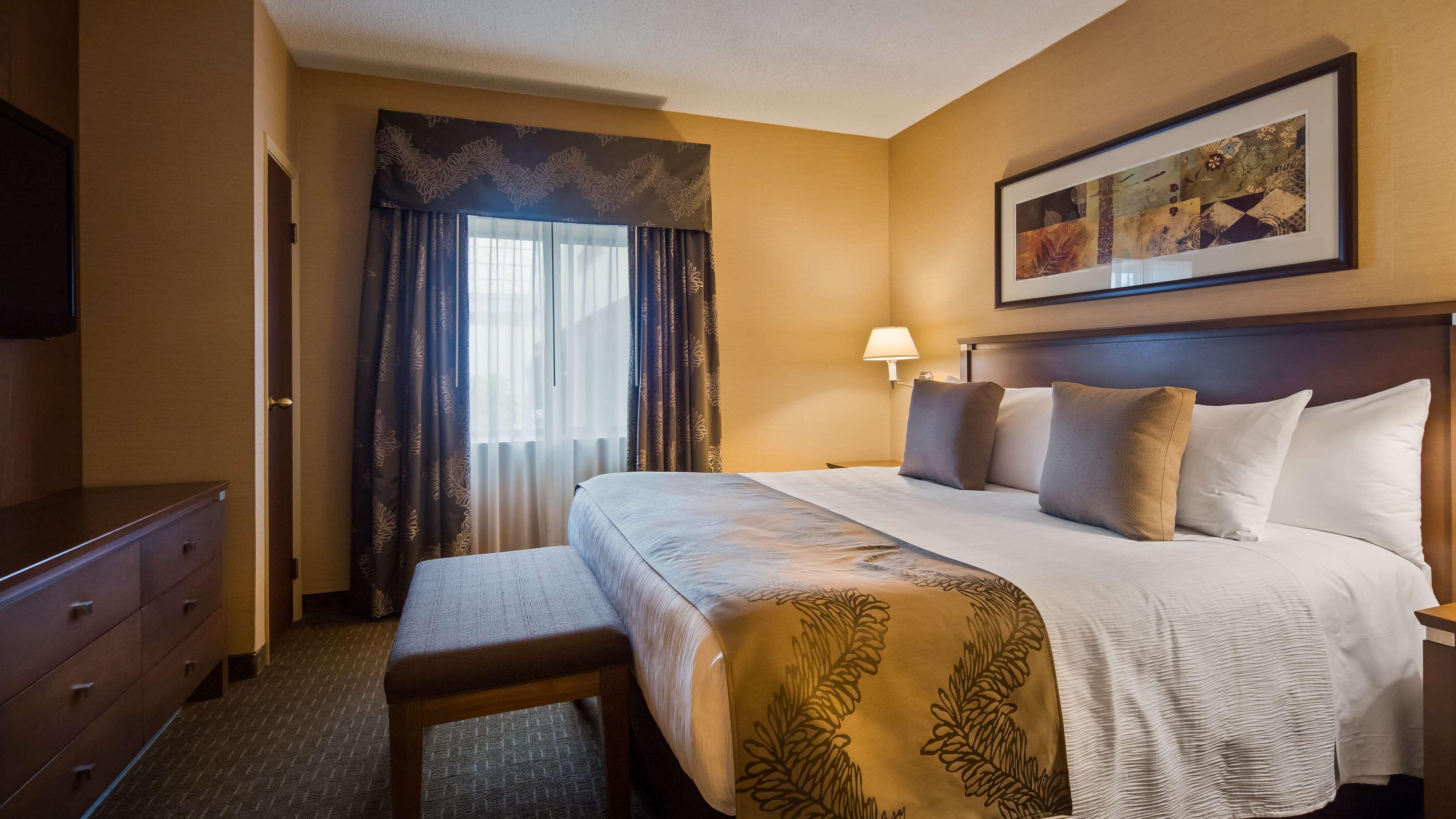 hotel Best Western Plus Lamplighter Inn & Conference Centre | 3 Stars 