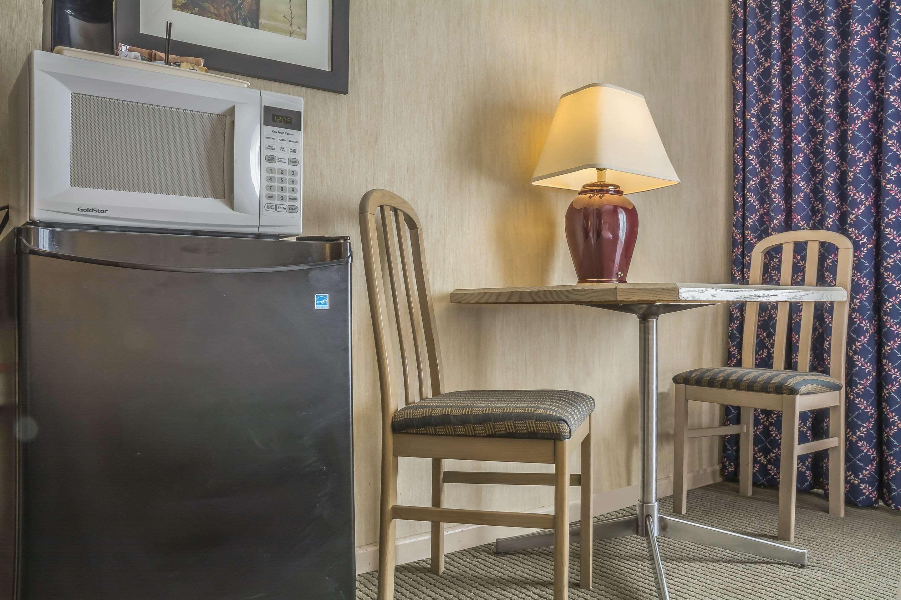 hotel Quality Suites London | 2 Stars 