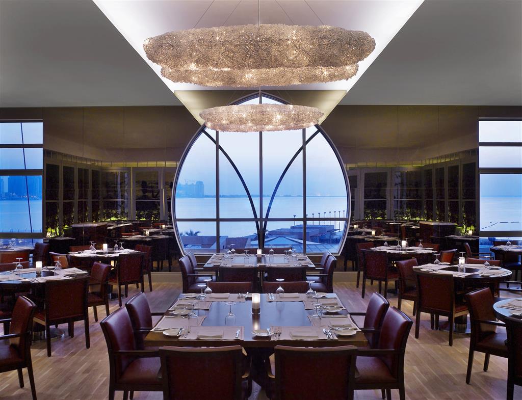 فندق The St. Regis Doha | حجز الفنادق بأفضل الأسعار والعروض - سندباد لکل رحلاتک