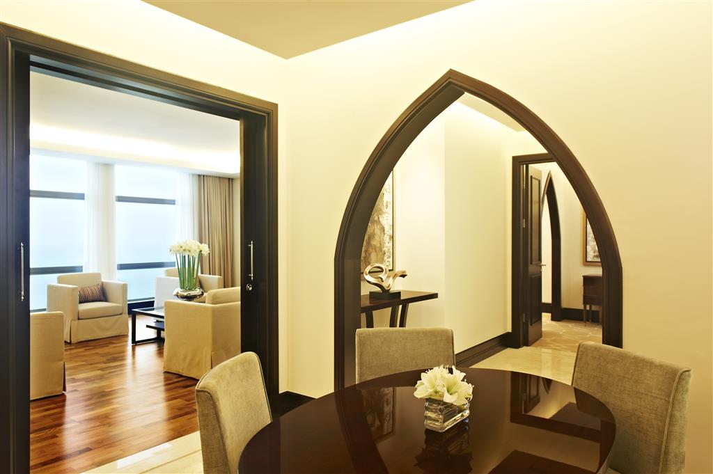 فندق The St. Regis Doha | حجز الفنادق بأفضل الأسعار والعروض - سندباد لکل رحلاتک