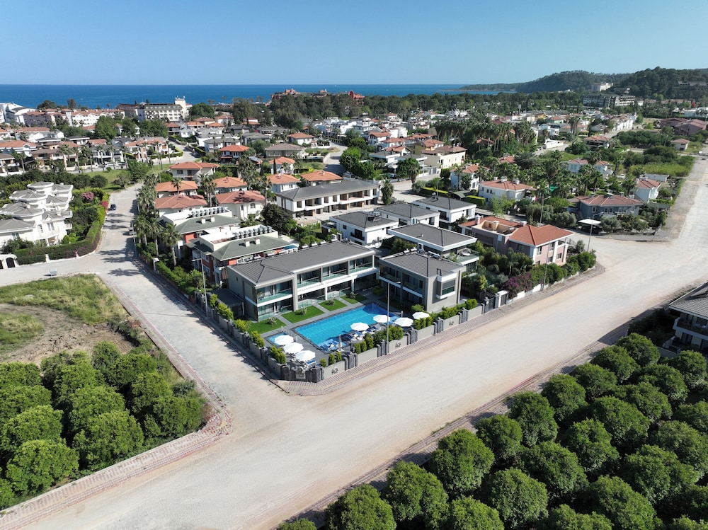 Edem Apartments (51 Km Away From Antalya)