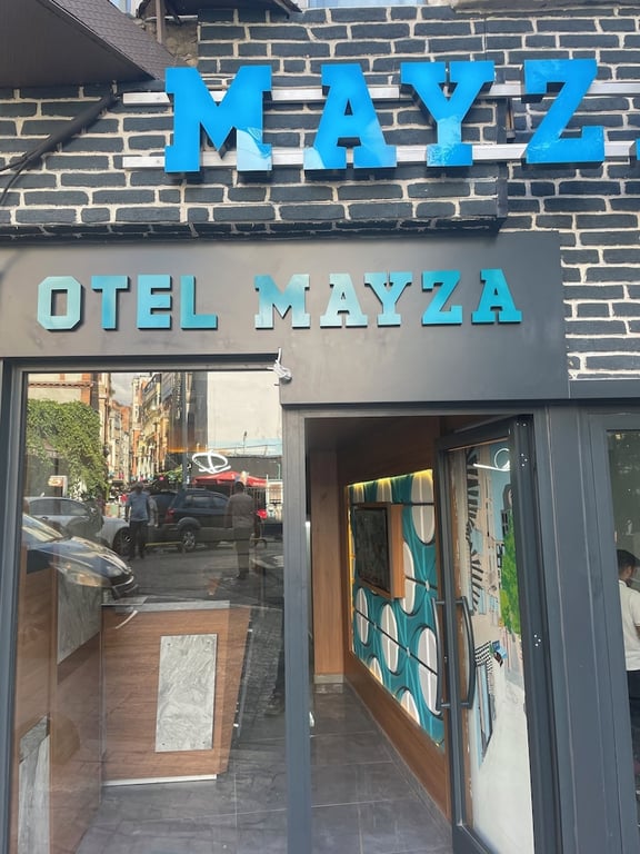 Mayza Hotel