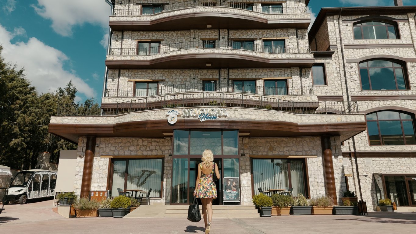 Magical House Hotel