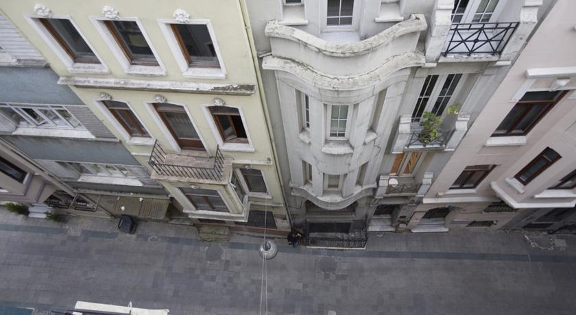 212 Istanbul Suites (To Make Arrangement For Check In Please Contact The Property At Least 5 Days In Advance)