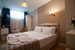 Megara Hotel