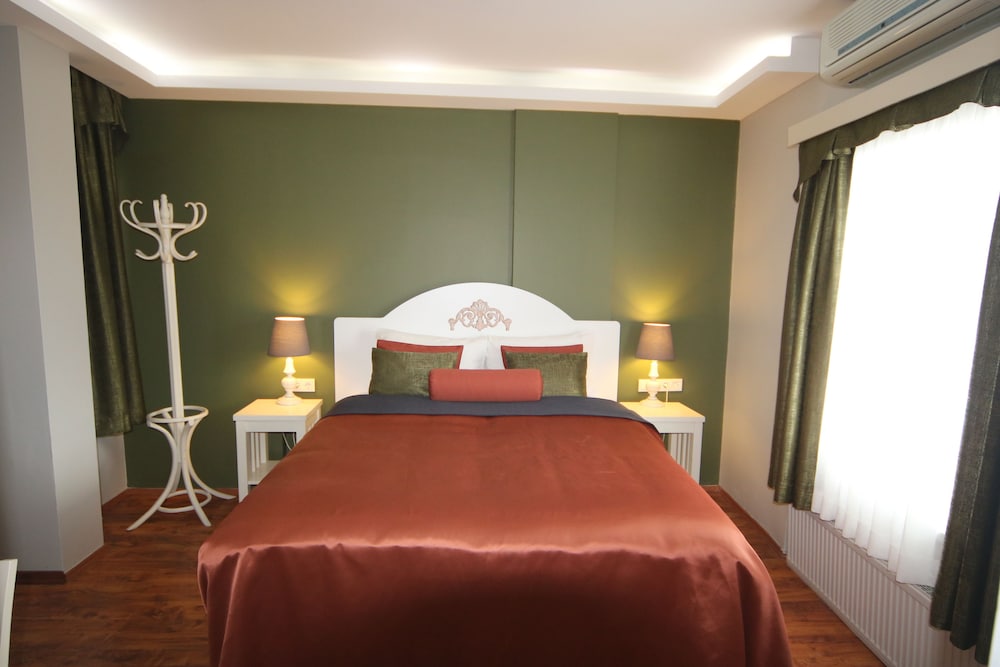 Hotel Taksim Home (also Known As Away Suites)