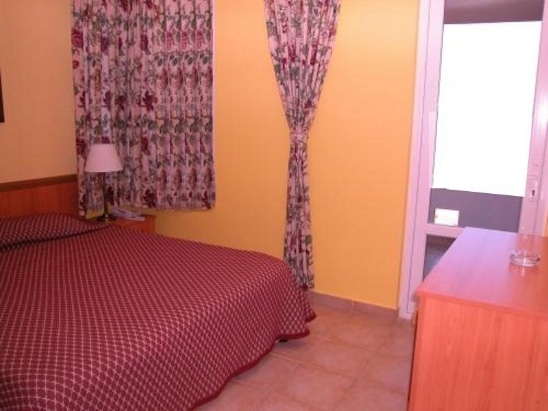 Riviera Suite