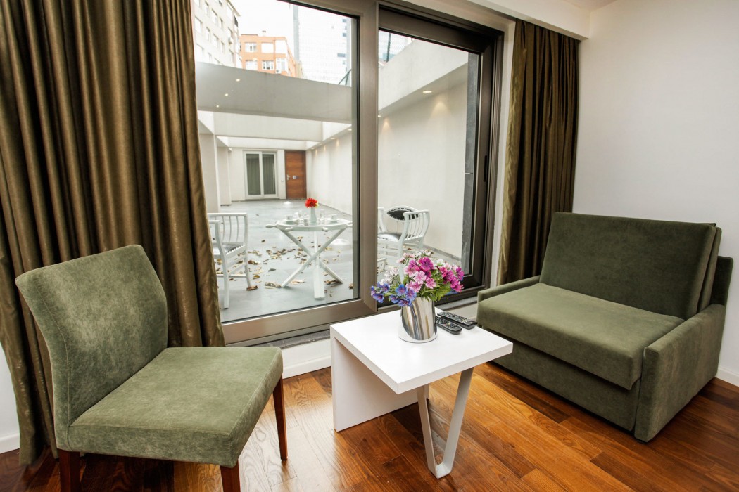 Nish Istanbul Suites(Also Known As Serrac)