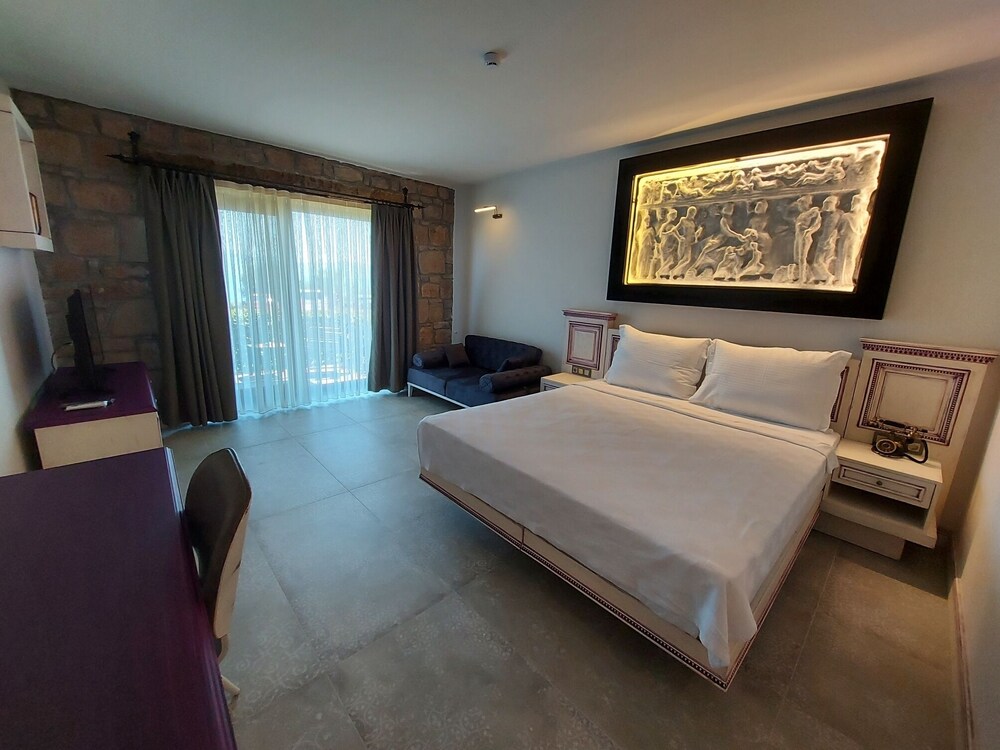 Assos Dionysos Hotel Adults Only (17 Km Away From City)