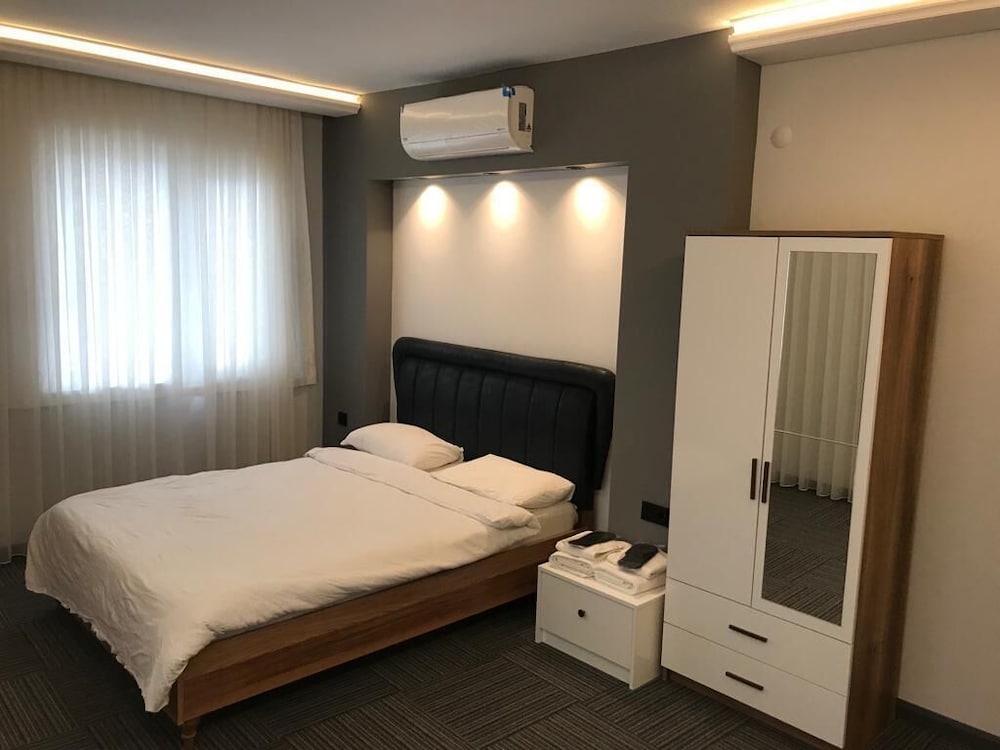 Vira Suite (no Front Desk Contact The Property 5 Days In Advance)