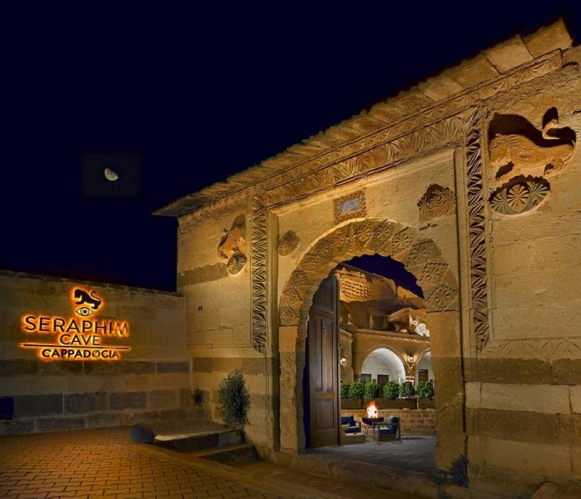 Seraphim Cave Suites And Spa (Also Known As Seraphim Cave Hotel)