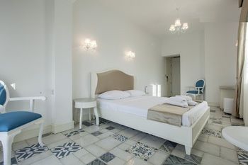 Buyukada Cankaya Hotel (On Buyukada Island)