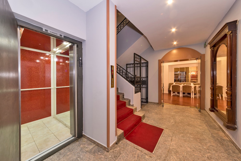 Burckin Park Hotel