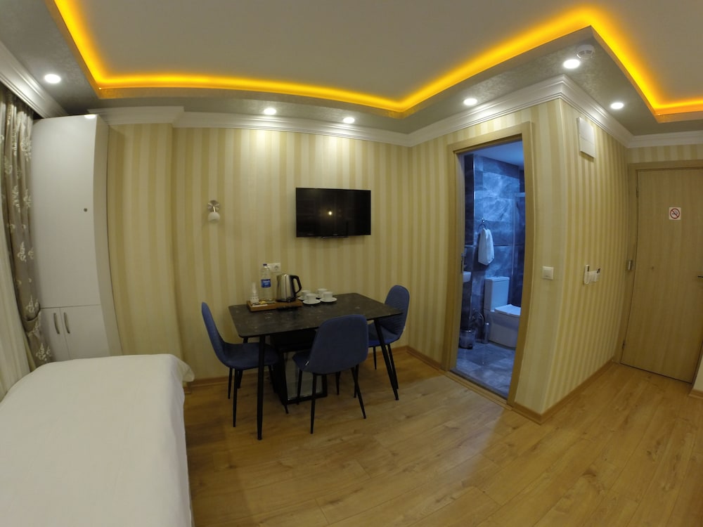 Meydan Suites
