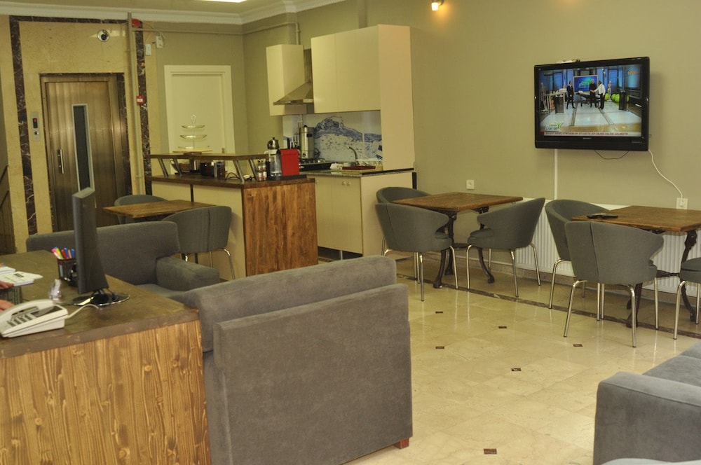 Net House Hotel