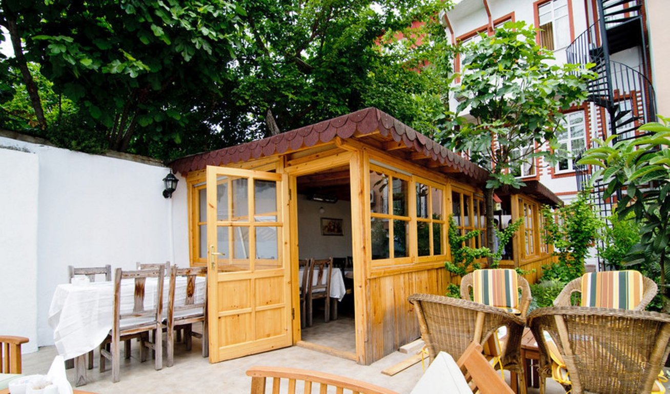 Tulip House