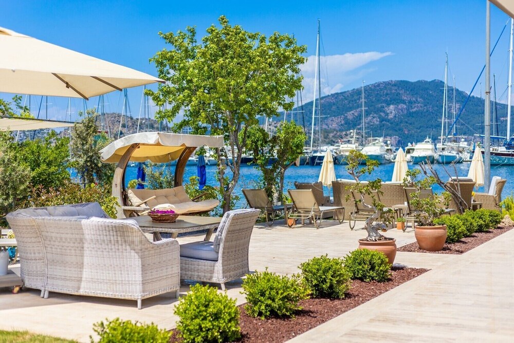 Base Selimiye (the Front Desk Is Open Daily From 8:00 Am 11:30 Pm)(43km Away From Marmaris)