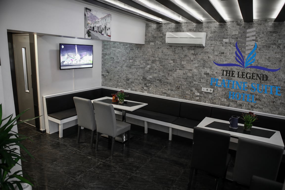 The Legend Platine Suite