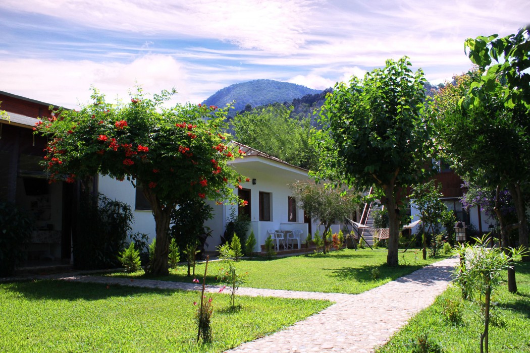 Alican Pension (78km Away From Antalya)