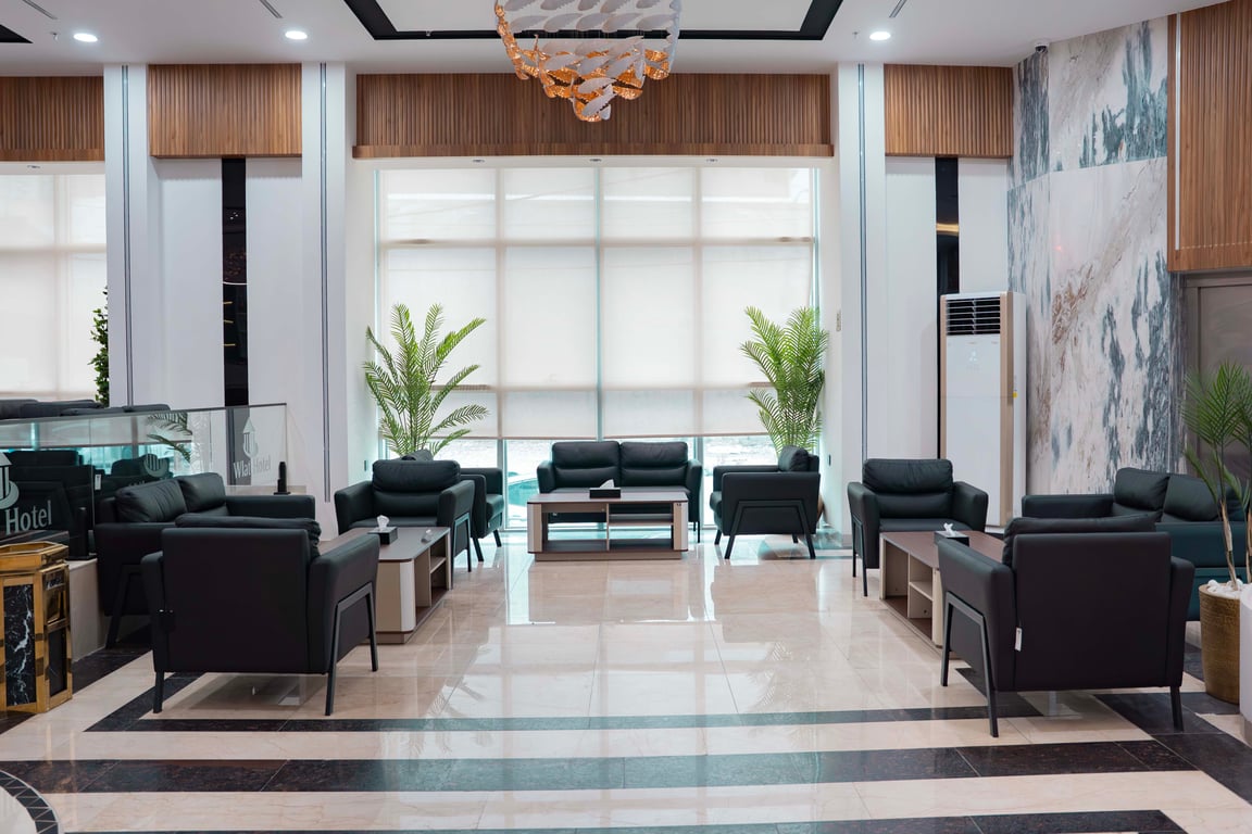 Wlat Hotel