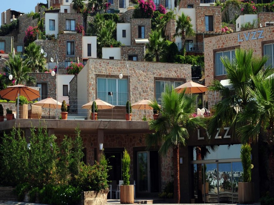 Lvzz Hotel