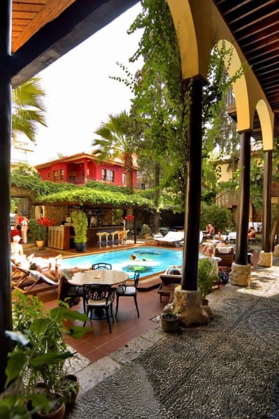 Alp Pasa Regency Suites