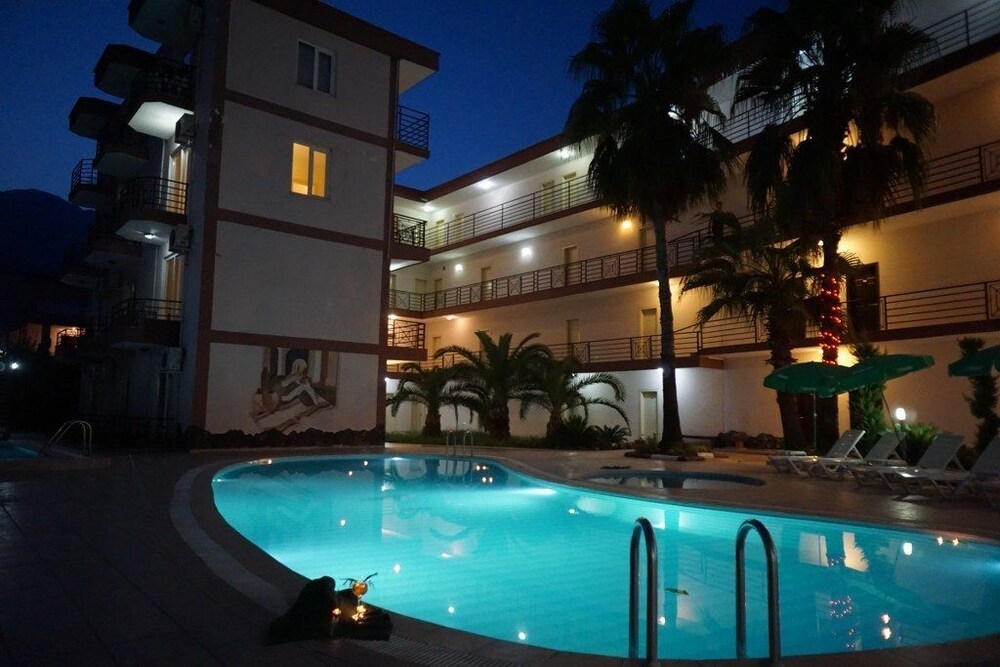 Aybel Inn Hotel (28km Away From Antalya)