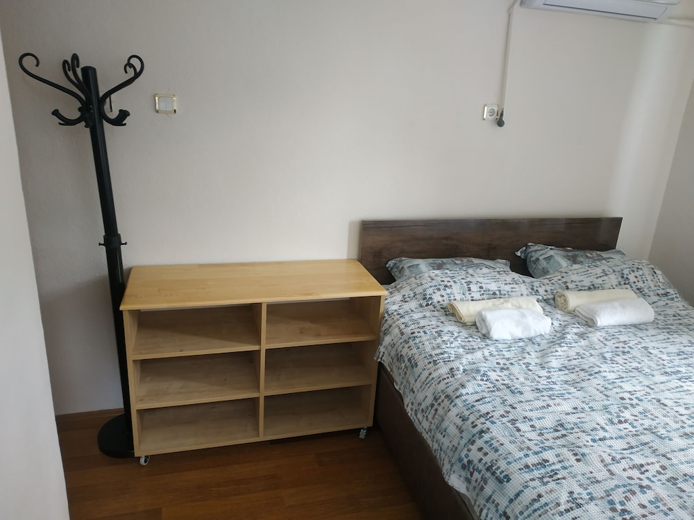 Zeytinada Pansiyon Ve Gozleme (Limited Hours Front Desk)
