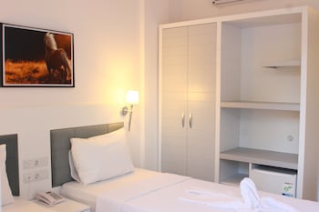 Liman Boutique Hotel (45Km Away From Antalya)