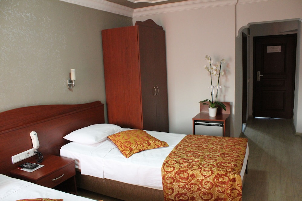 Kaya Otel