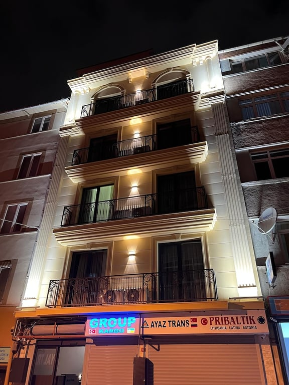Golden Stone Hotel
