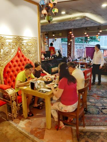 Dongyang Hotel