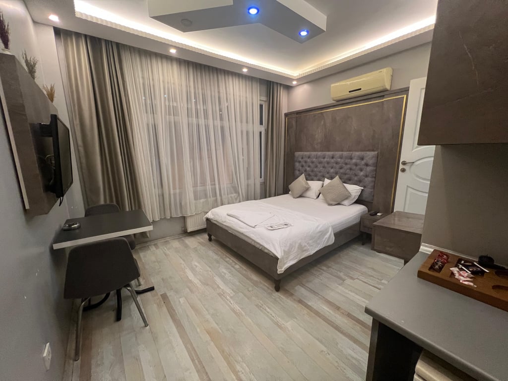 Taksim Brand Suite