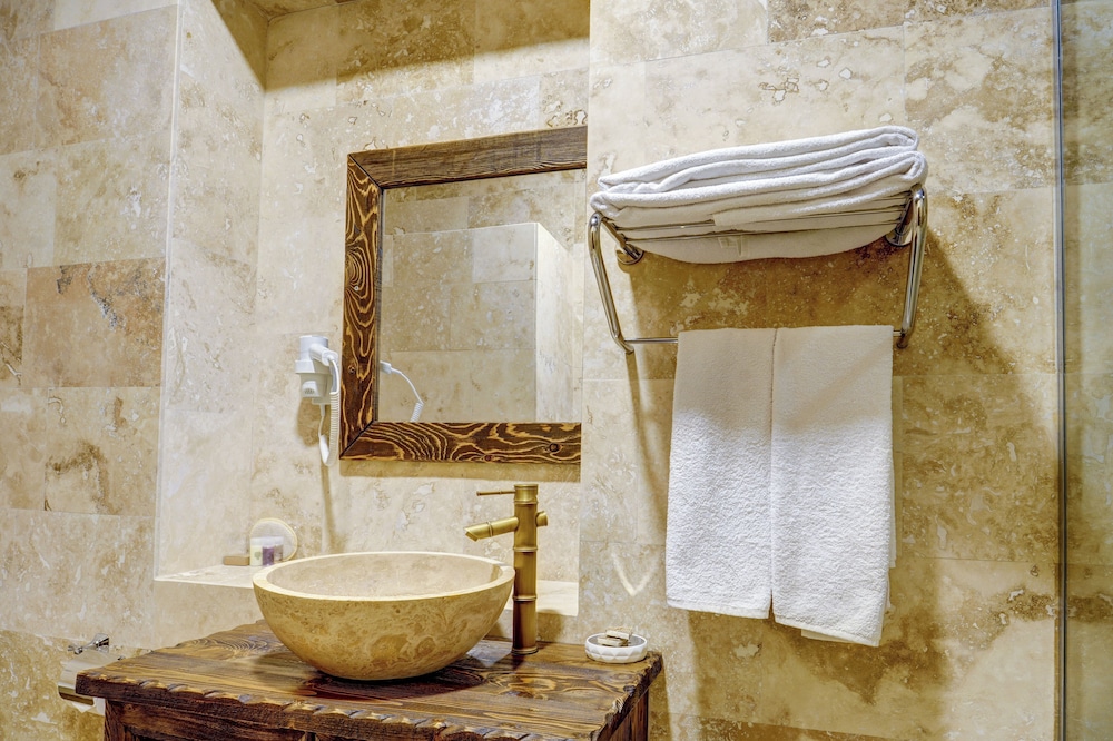 Cappadocia Kemer Palace Hotel(please Contact The Property 7 Days In Advance)